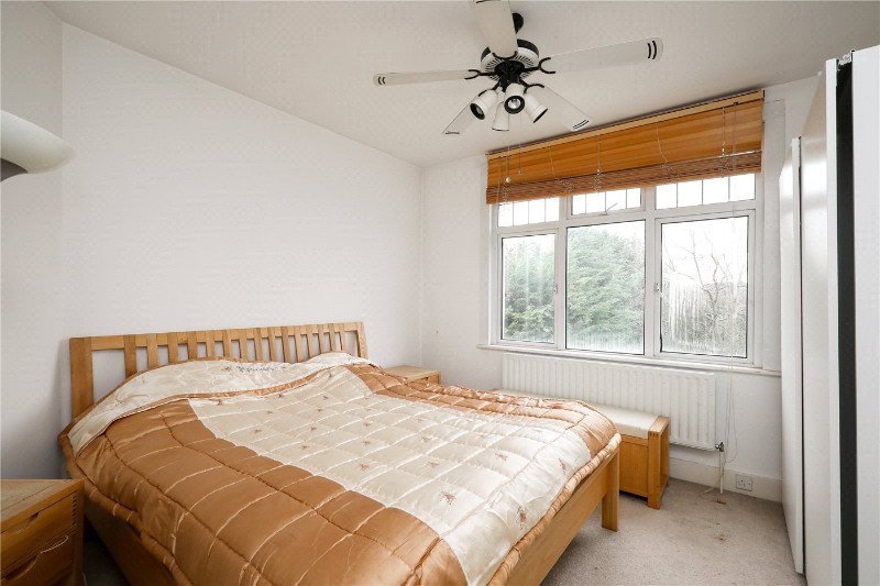 Gunnersbury Avenue, London, W5