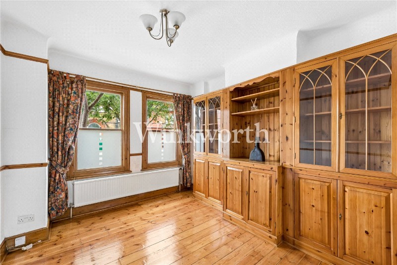 Gladstone Avenue, London, N22