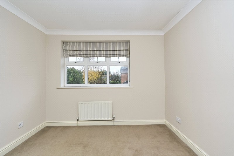 Saint Andrews Gardens, Cobham, Surrey, KT11