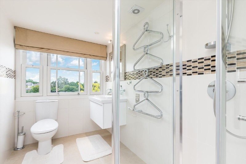 Devereux Lane, Barnes, London, SW13