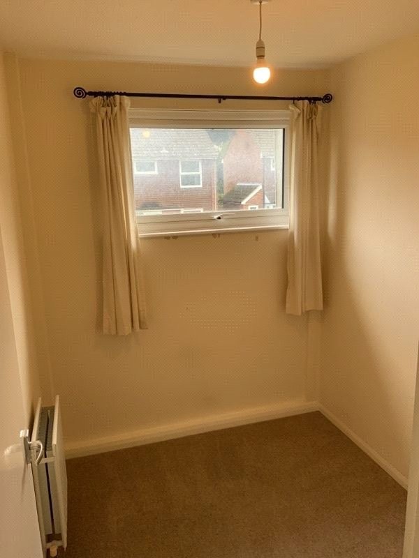 Arthur Close, Farnham, Surrey, GU9