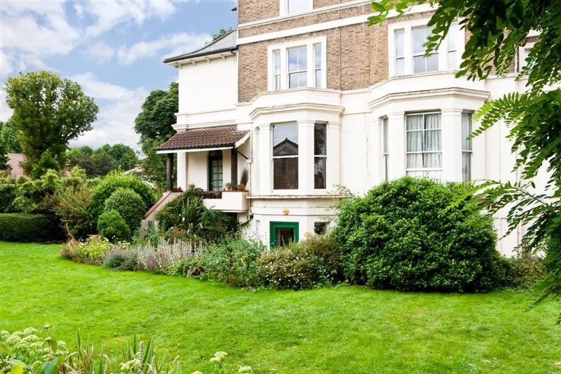 Devonshire Gardens, Chiswick, London, W4