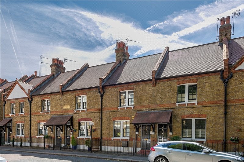 2 bedroom property for sale in Ufford Street, Waterloo, SE1 (Ref KEN170765) £949,950