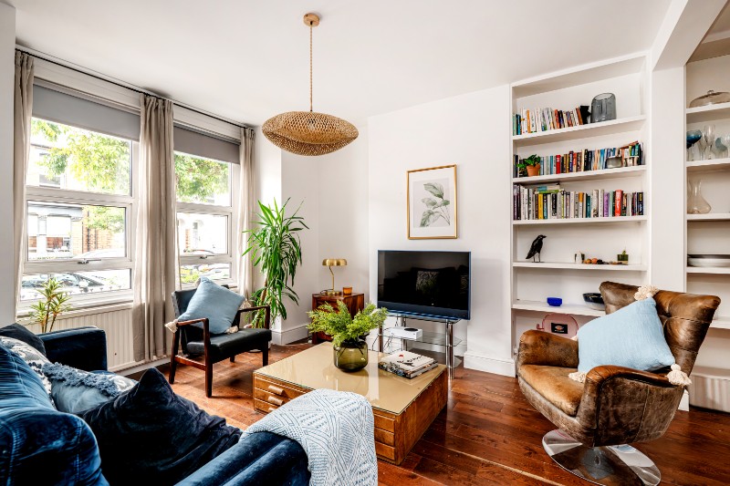 Holberton Gardens, London, NW10