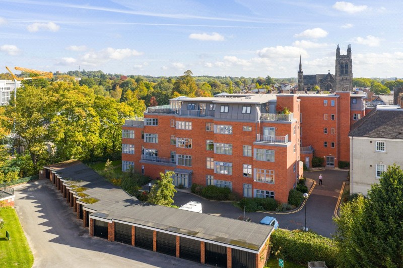 Avenue Road, Leamington Spa, Warwickshire, CV31