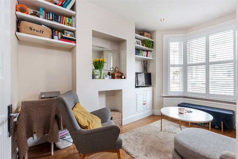 Himley Road, London, SW17