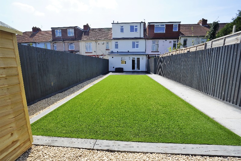 Fifth Avenue, Bristol, BS7