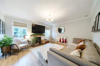 Heath Lane, Farnham, Surrey, GU9