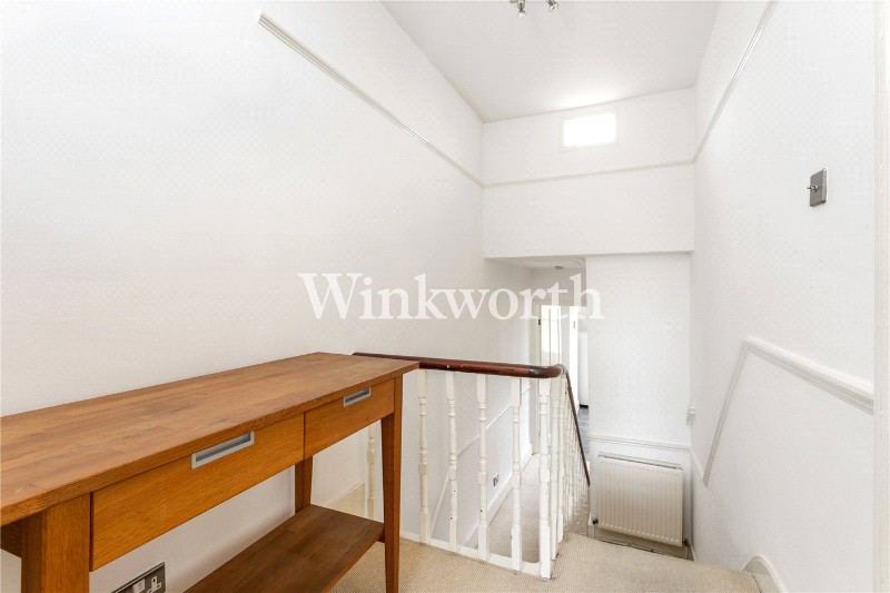 St. Albans Crescent, London, N22