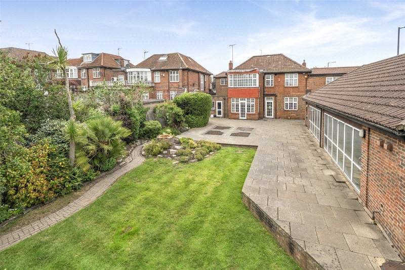 Haslemere Gardens, Finchley, London, N3