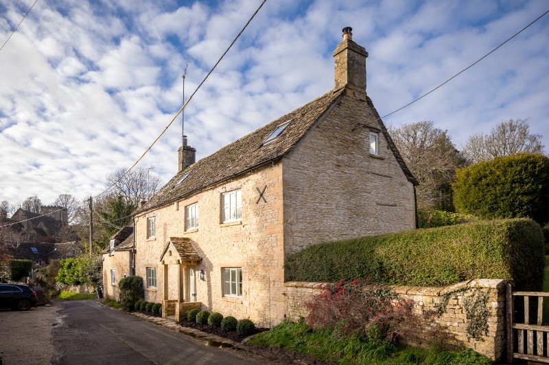 Court Close, Chedworth, Cheltenham, Gloucestershire, GL54