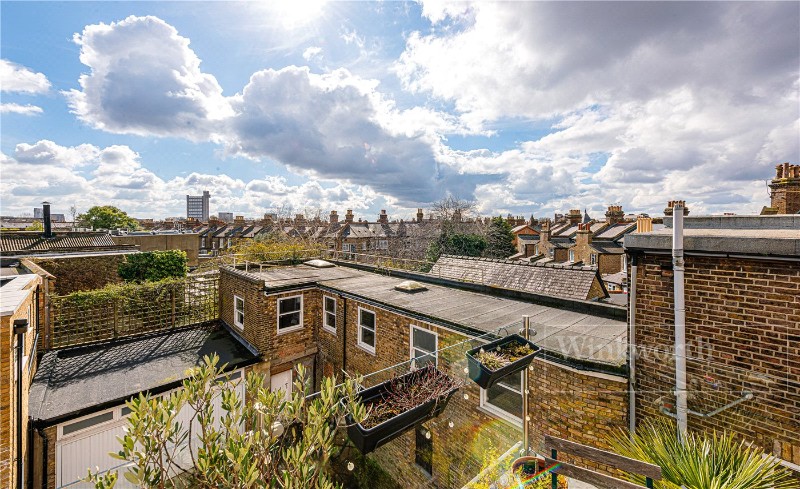 Kilburn Lane, London, W10