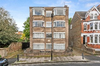 Clissold Crescent, London, N16