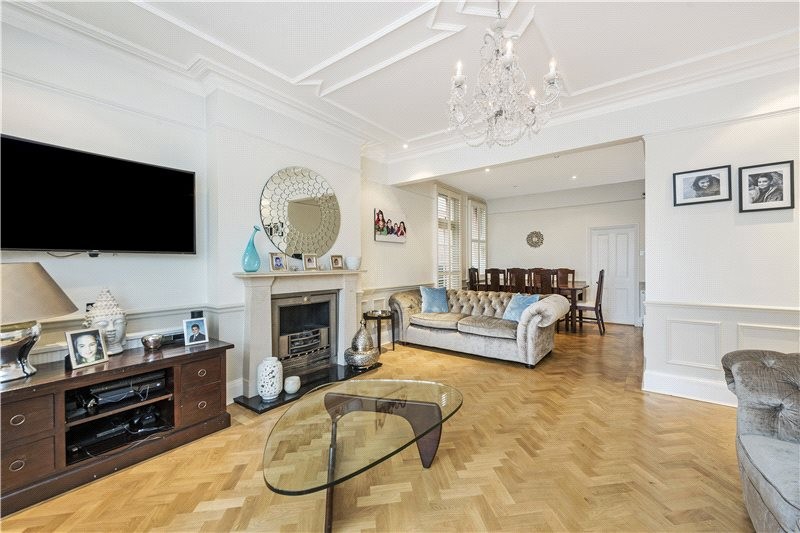 Westmoreland Road, Barnes, London, SW13