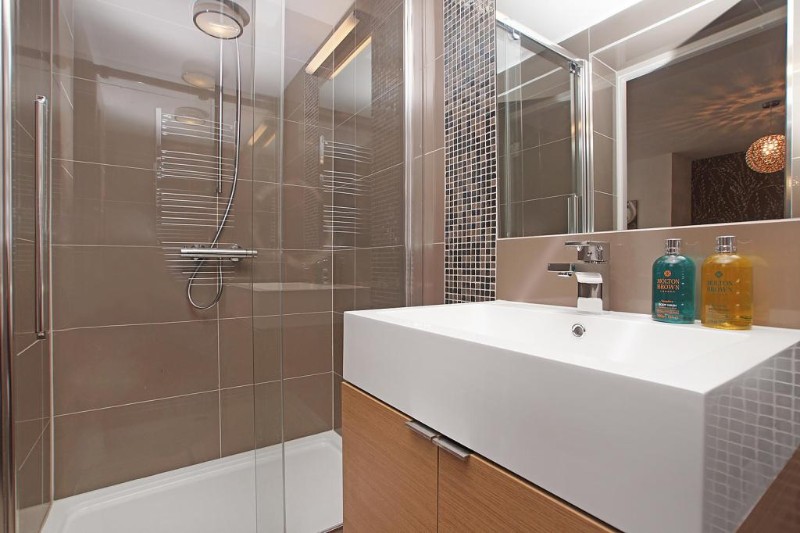 Sheen Road, Richmond, TW9