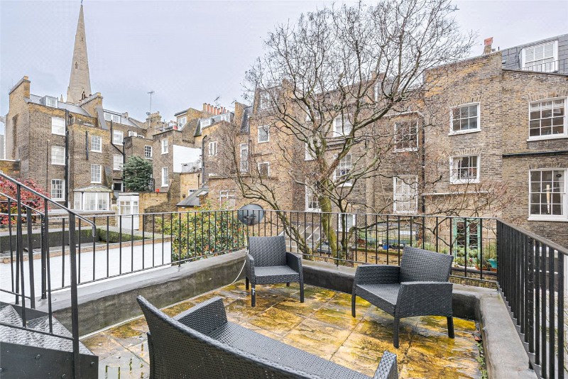 St Georges Drive, London, SW1V