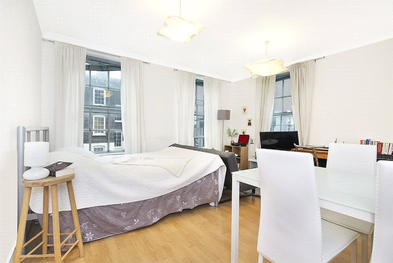 Dufours Place, London, W1F