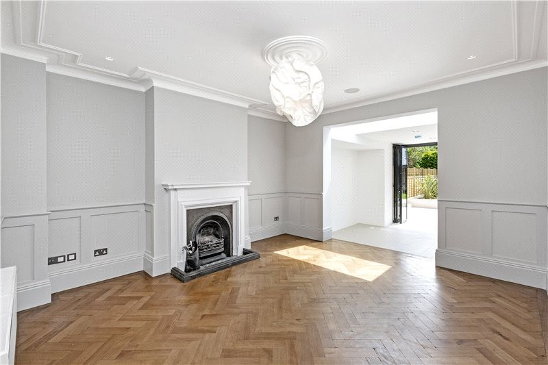 Suffolk Road, Barnes, London, SW13