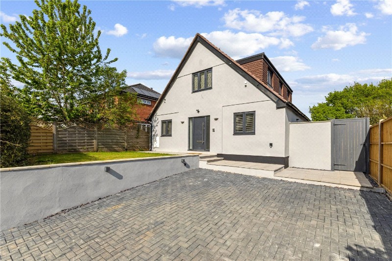 Sandy Lane, Chobham, Surrey, GU24