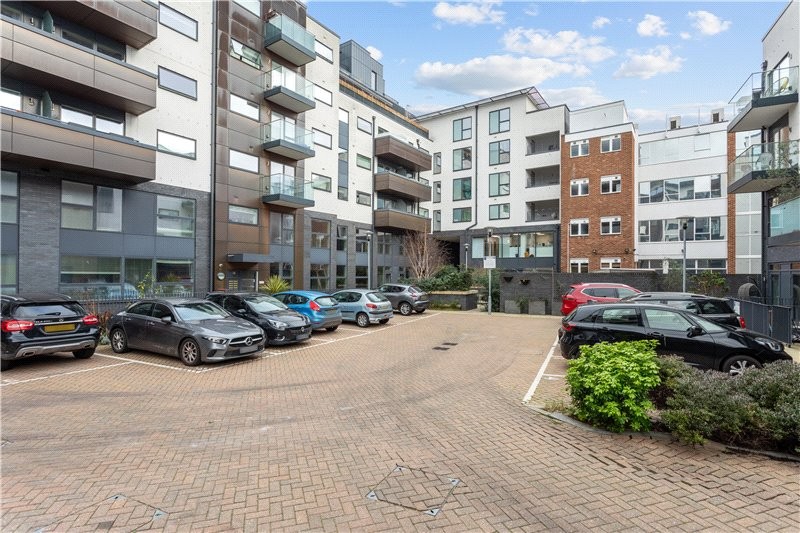 Singer Mews, London, SW4