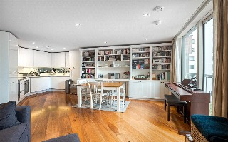 Bridge Place, London, SW1V