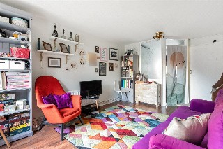 Vulcan Way, London, N7