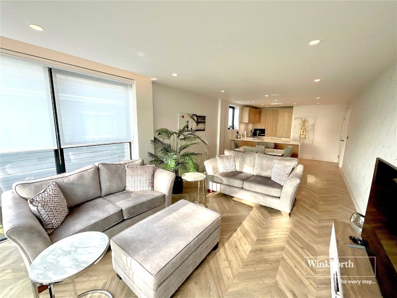 Wharncliffe Road, Highcliffe, Christchurch, Dorset, BH23