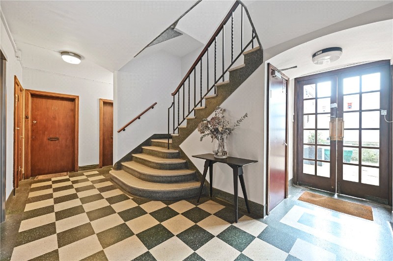 Holland Street, London, W8