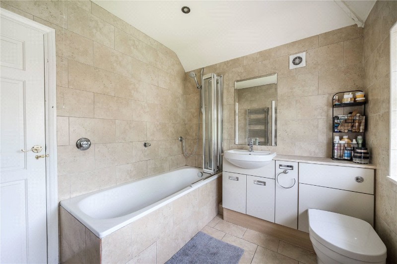 Coleson Hill Road, Wrecclesham, Farnham, Surrey, GU10