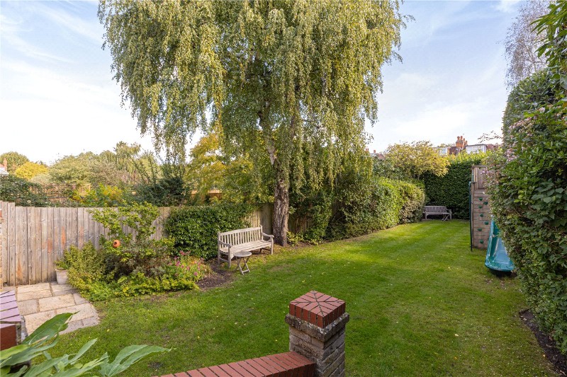 Larpent Avenue, London, SW15