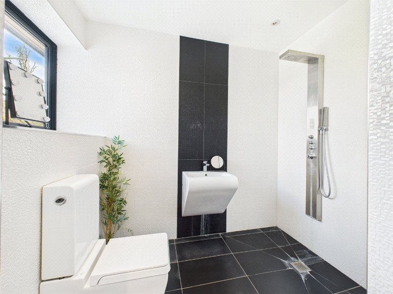 Ashford Hill Road, Headley, Thatcham, Hampshire, RG19