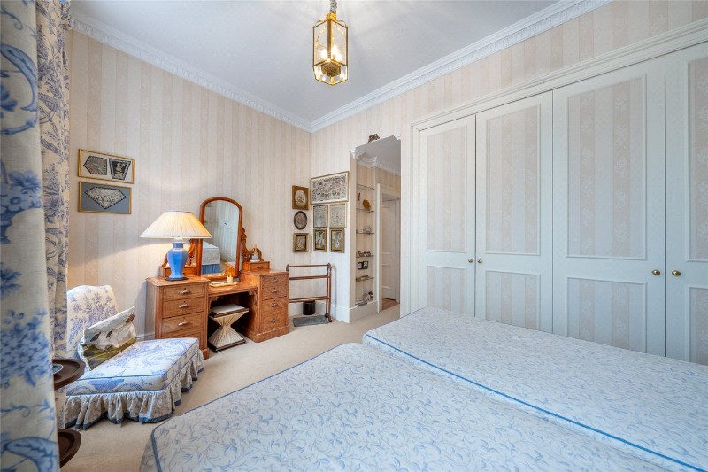Randolph Avenue, London, W9