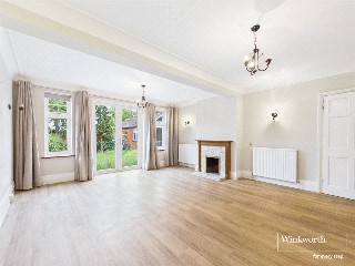 Downshire Square, Reading, Berkshire, RG1