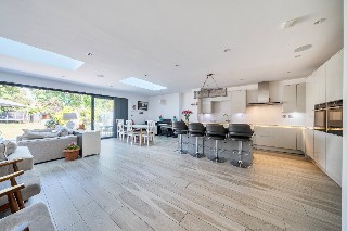 Kingswood Avenue, Bromley, BR2