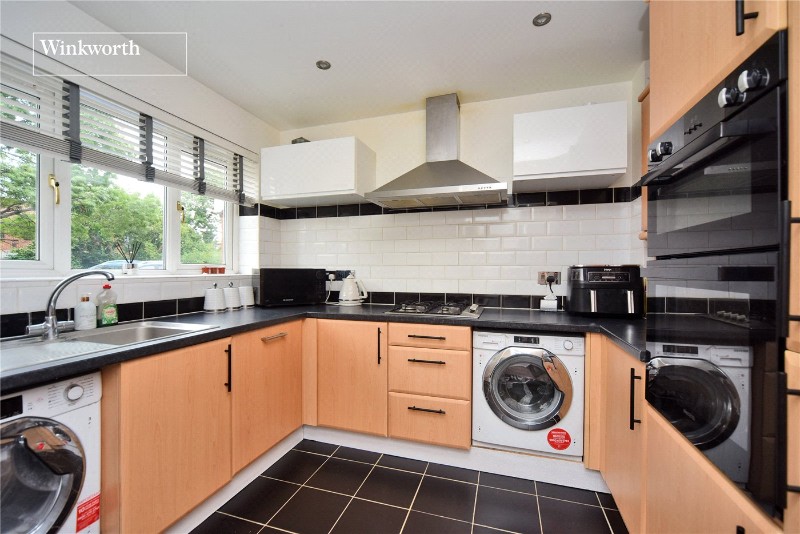 Cotswold Way, Worcester Park, KT4