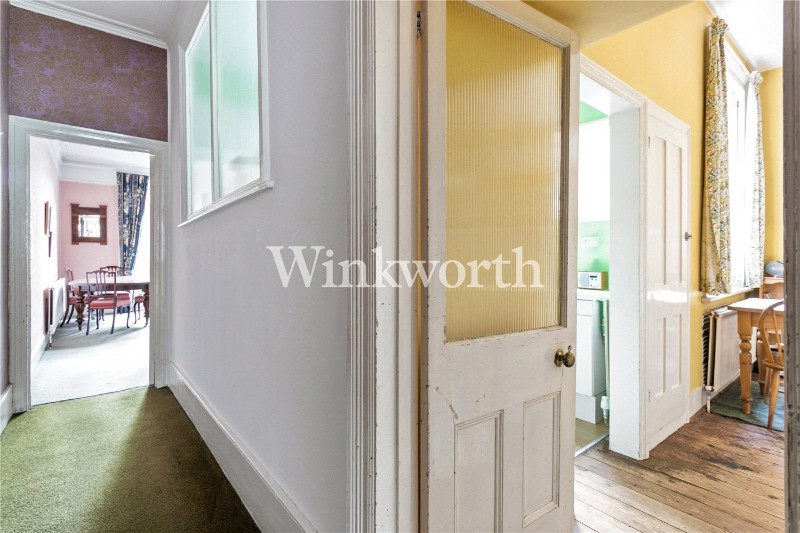 Lakeside Road, London, N13