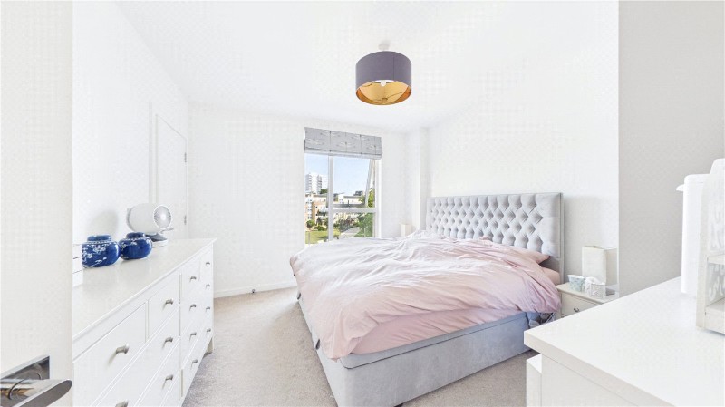 Bollo Bridge Road, London, W3