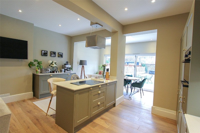 Sunningdale Avenue, Leigh-On-Sea, United Kingdom, SS9