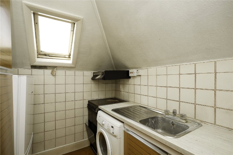 Twyford Avenue, London, W3