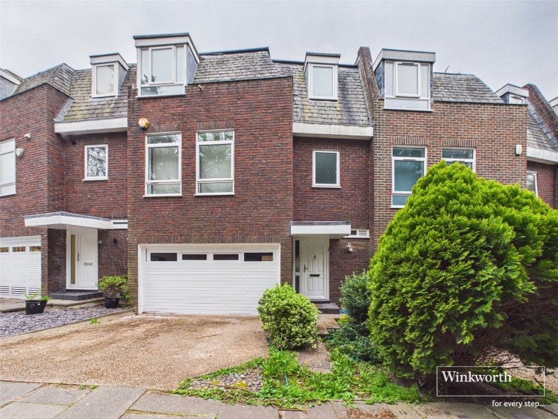 Westchester Drive, Hendon, NW4