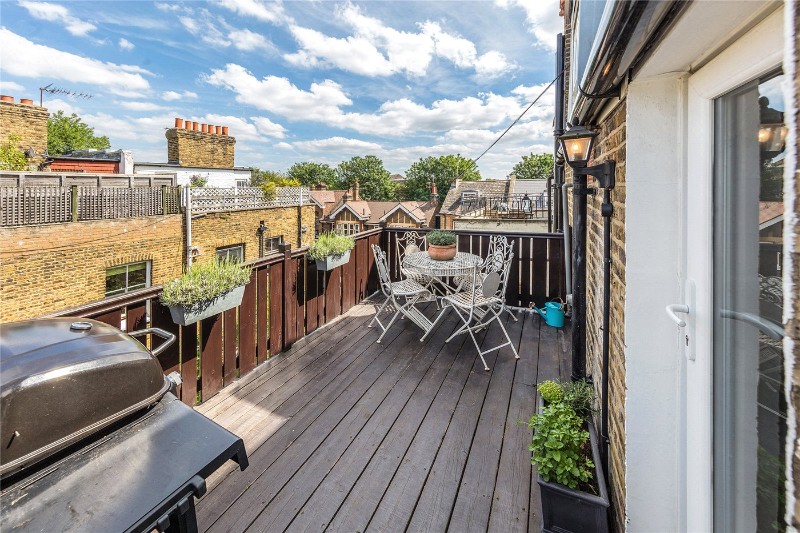 Dancer Road, London, SW6