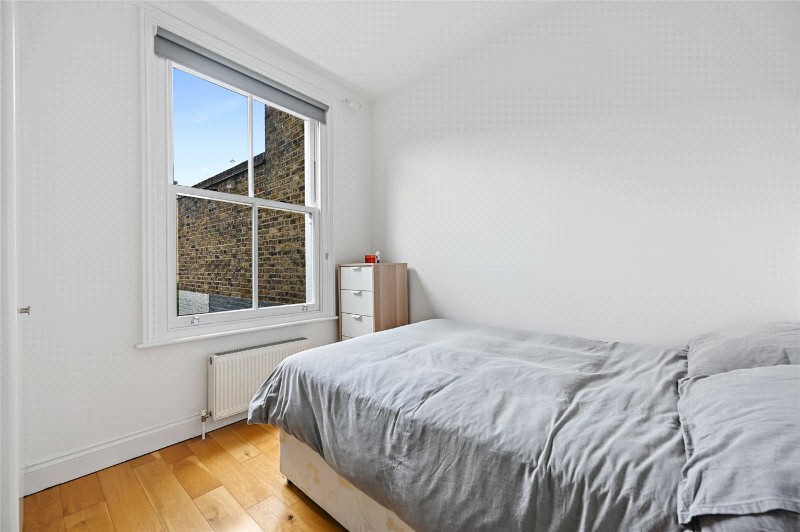 Gayford Road, London, W12