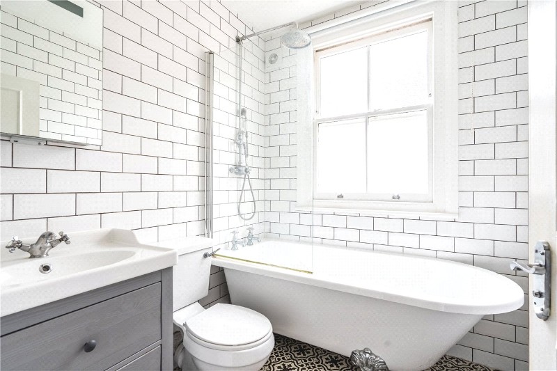 Oakbank Grove, London, SE24