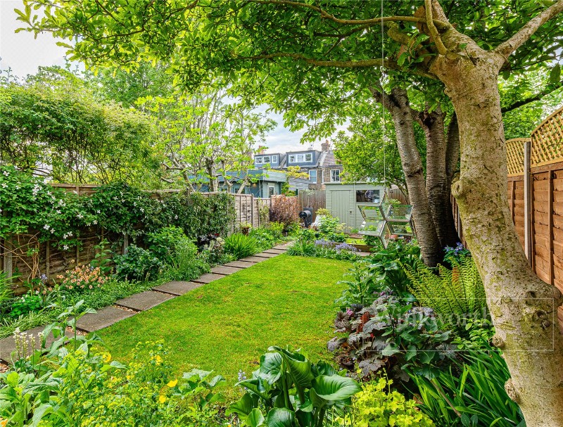 Kempe Road, London, NW6