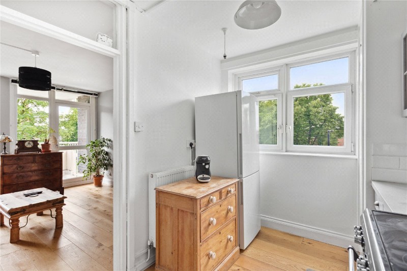 Kenninghall Road, London, E5