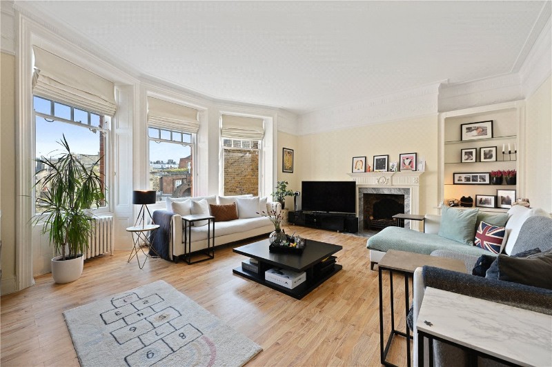 Wynnstay Gardens, London, W8