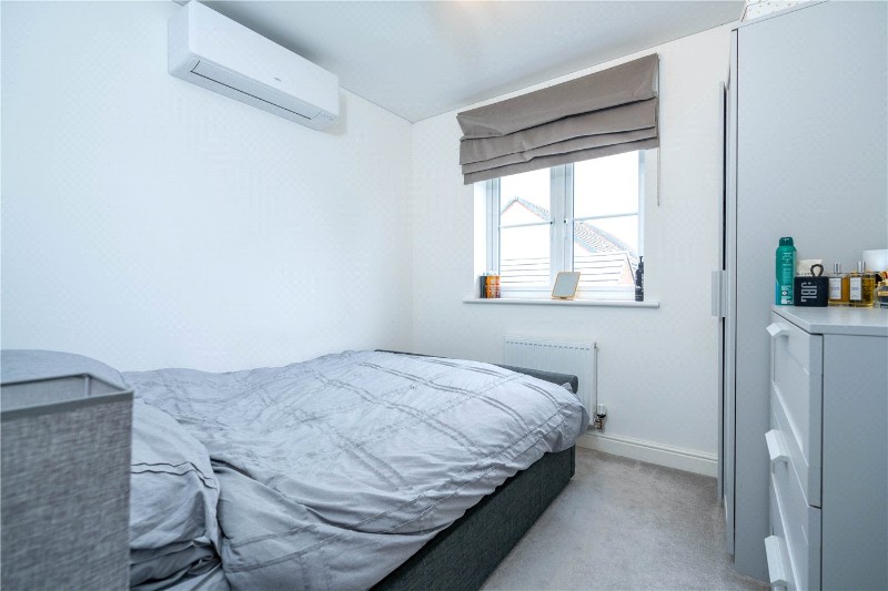 Harrier Way, Market Deeping, Peterborough, Lincolnshire, PE6