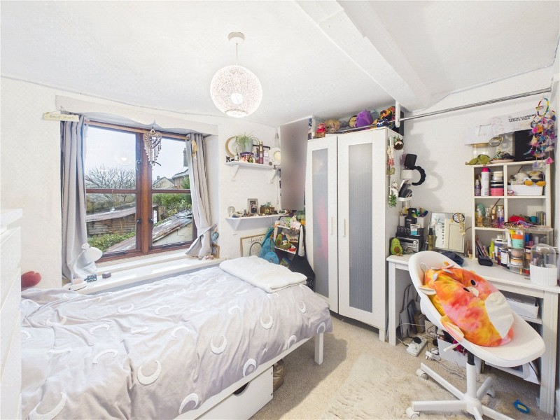 Threshers, Crediton, Devon, EX17