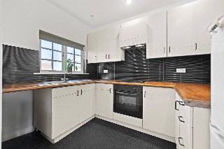 Old Oak Road, London, W3