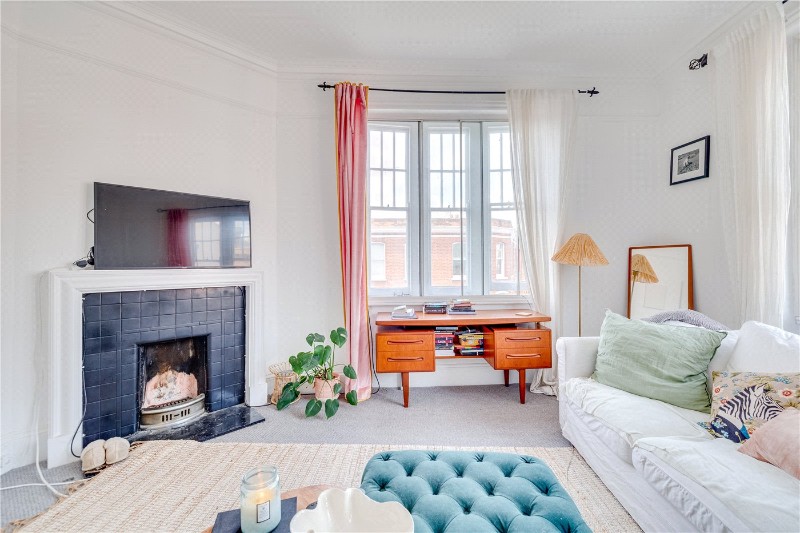 Kings Court Mansions, 737 Fulham Road, London, SW6